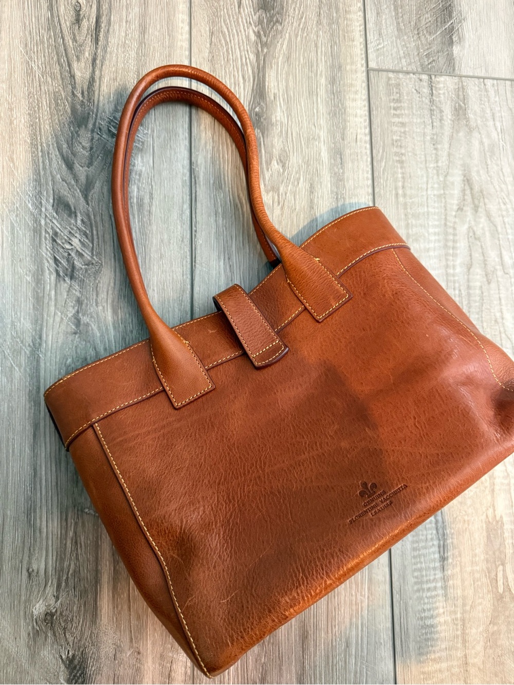 Dooney & Bourke Florentine Large Amelie Shoulder Bag - Picture 3 of 6